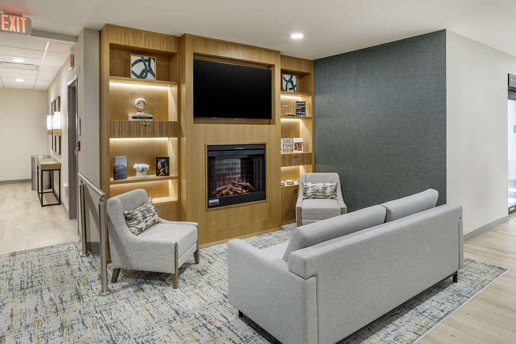 Comfort Inn & Suites Newark Liberty International Airport المظهر الداخلي الصورة