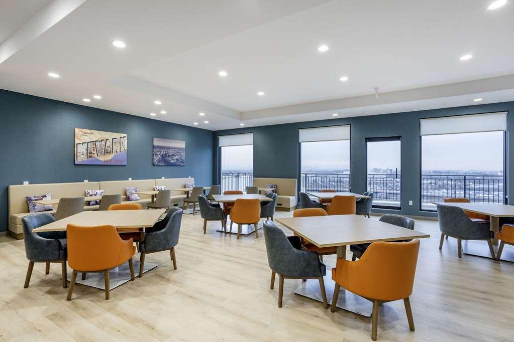 Comfort Inn & Suites Newark Liberty International Airport المطعم الصورة