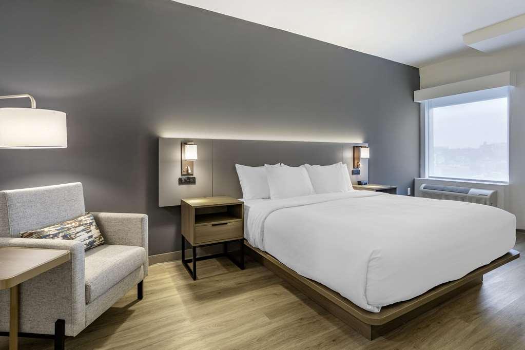 Comfort Inn & Suites Newark Liberty International Airport الغرفة الصورة
