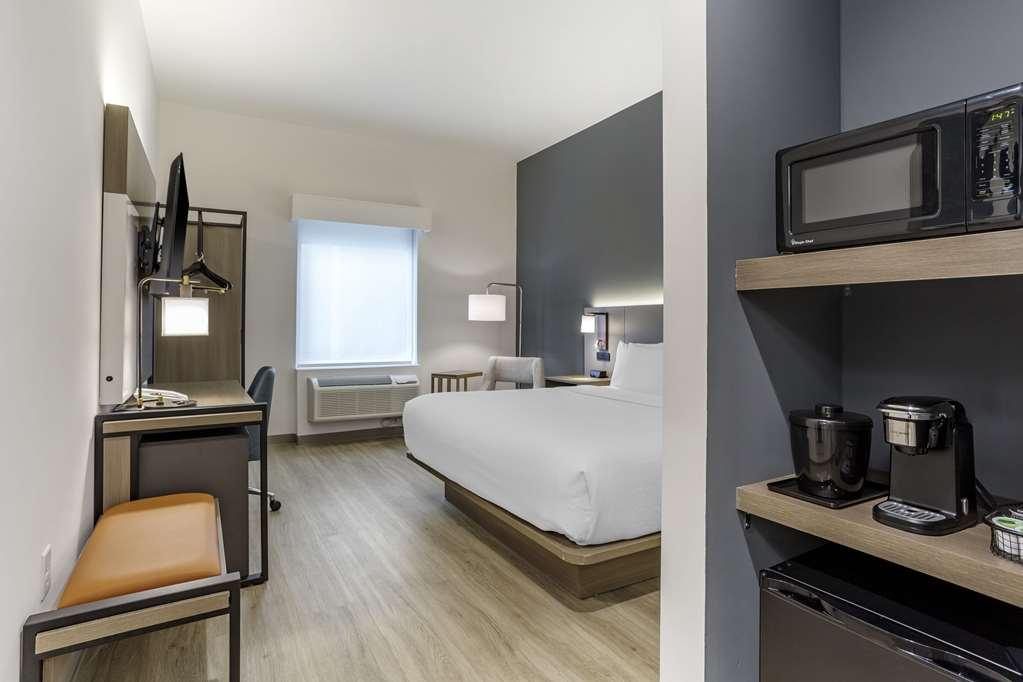 Comfort Inn & Suites Newark Liberty International Airport الغرفة الصورة