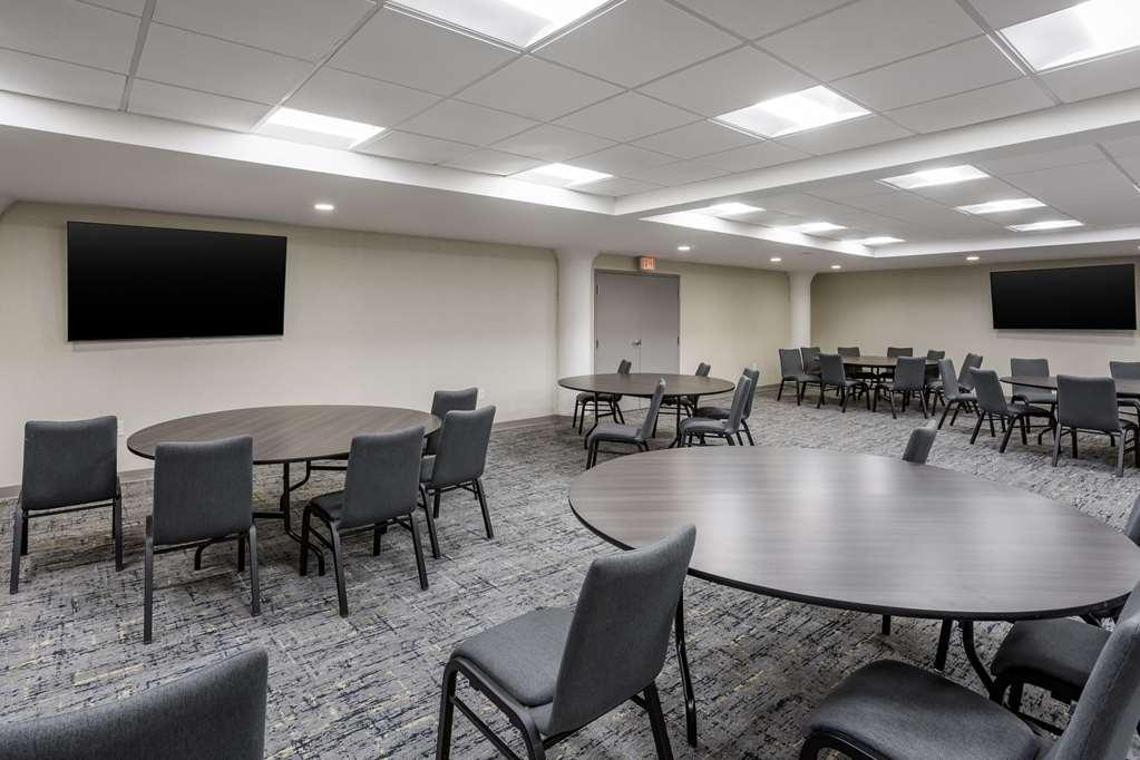 Comfort Inn & Suites Newark Liberty International Airport المرافق الصورة